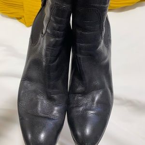 Sexy ALFANI Vicki Black Leather Ankle Boot 9 1/2 M